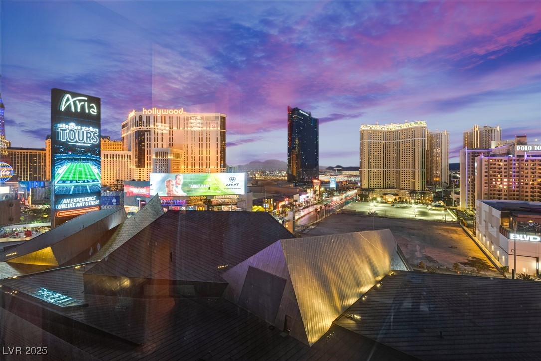 3722 Las Vegas Boulevard 1004
