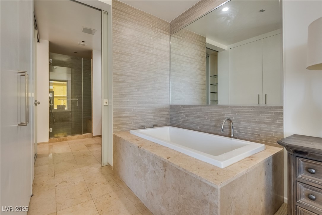 3726 Las Vegas Boulevard 2310