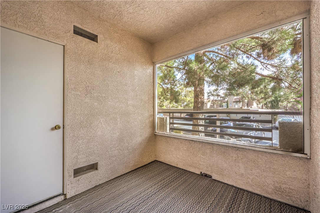 3320 South Fort Apache Road 125