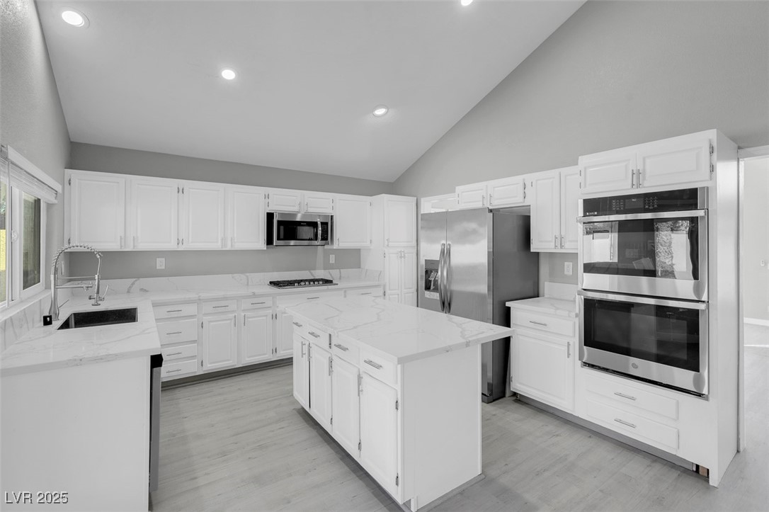 6586 West Mesa Vista Avenue