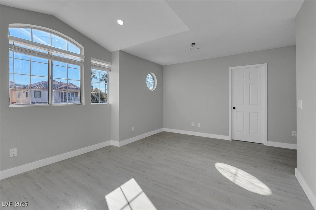 6586 West Mesa Vista Avenue