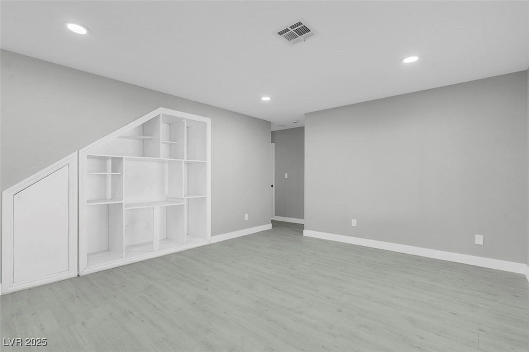 6586 West Mesa Vista Avenue