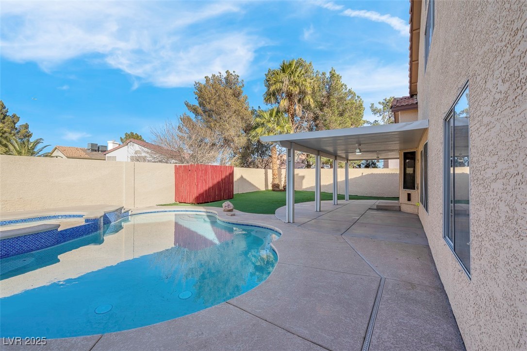 6586 West Mesa Vista Avenue