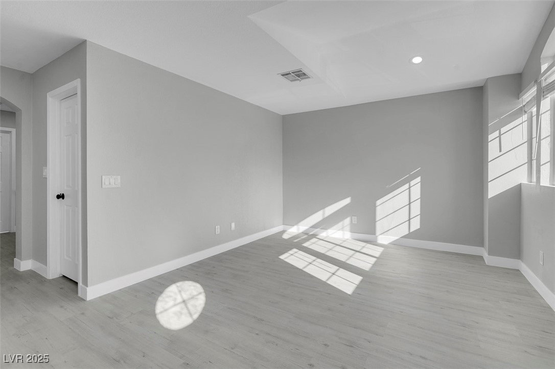 6586 West Mesa Vista Avenue