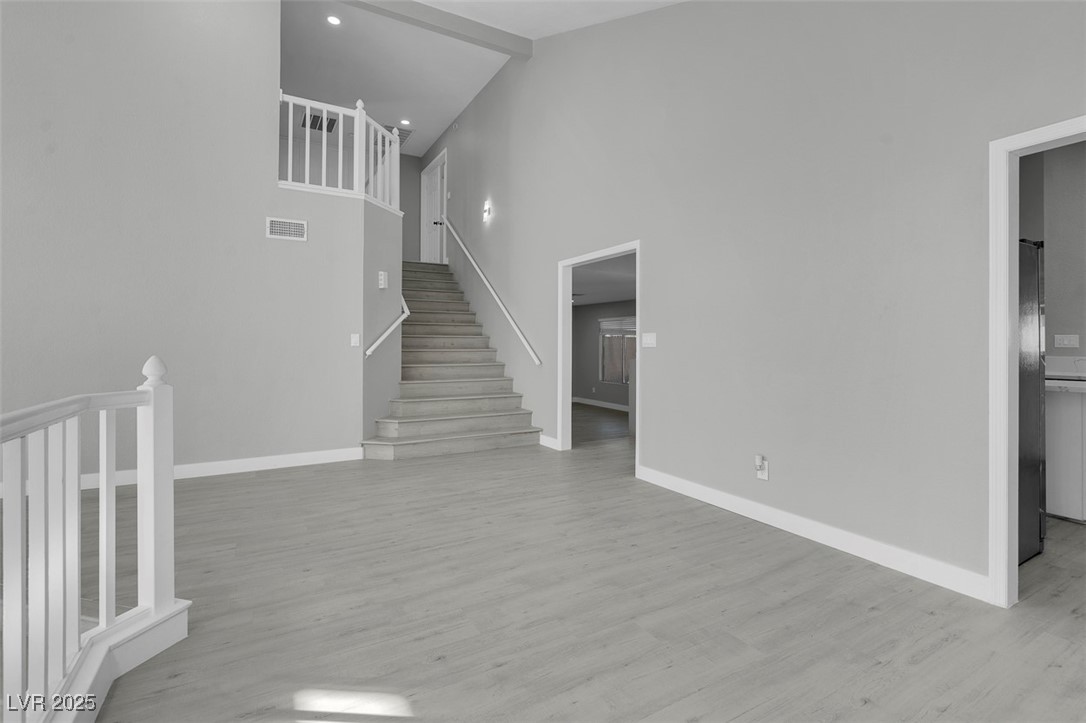 6586 West Mesa Vista Avenue