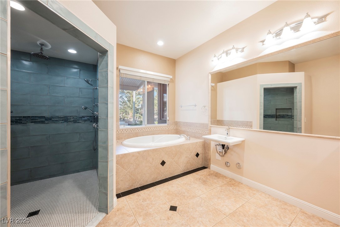 328 Hedgehope Drive