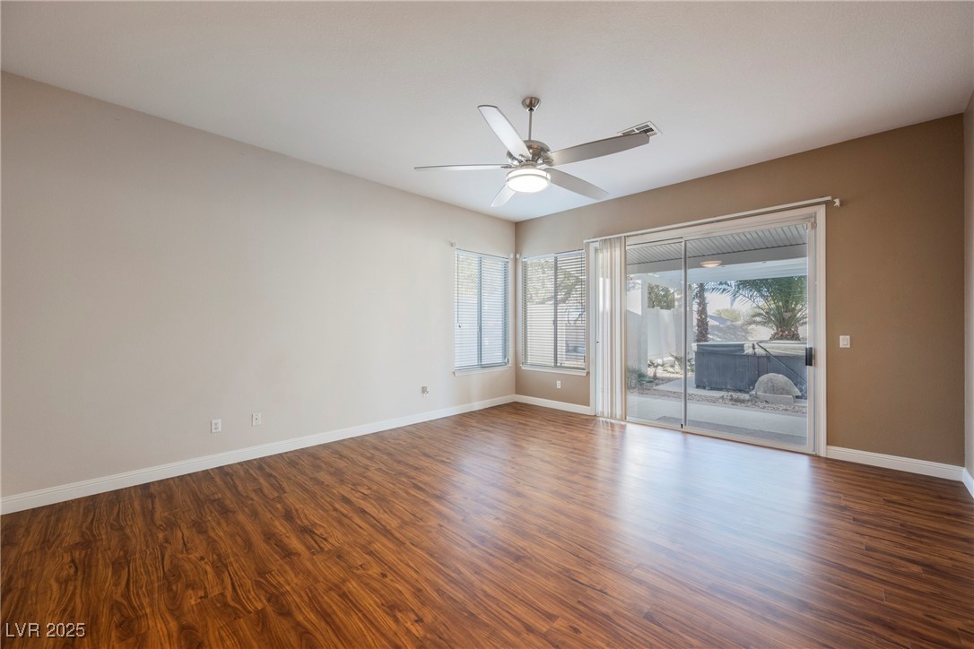 328 Hedgehope Drive