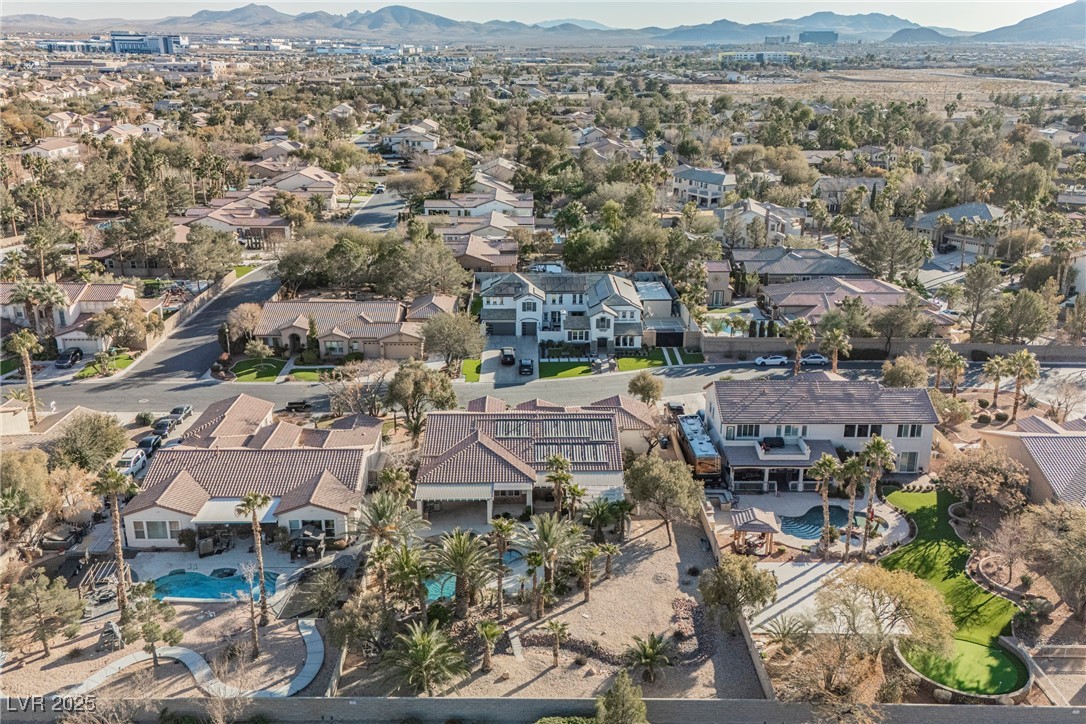 328 Hedgehope Drive
