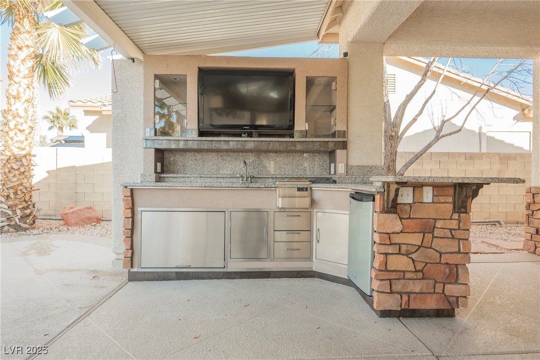 328 Hedgehope Drive