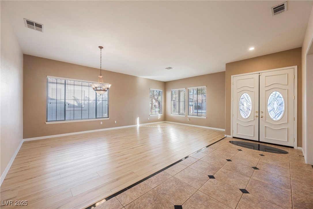 328 Hedgehope Drive