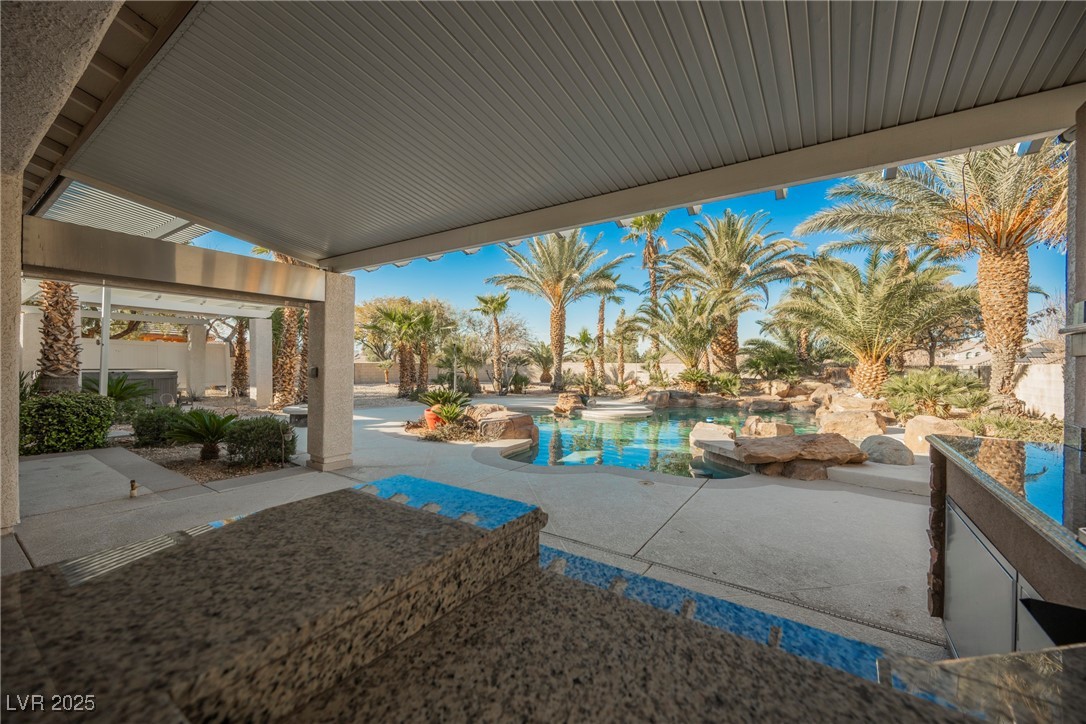328 Hedgehope Drive