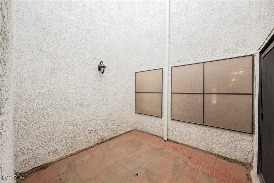 2015 Heritage Oaks Street