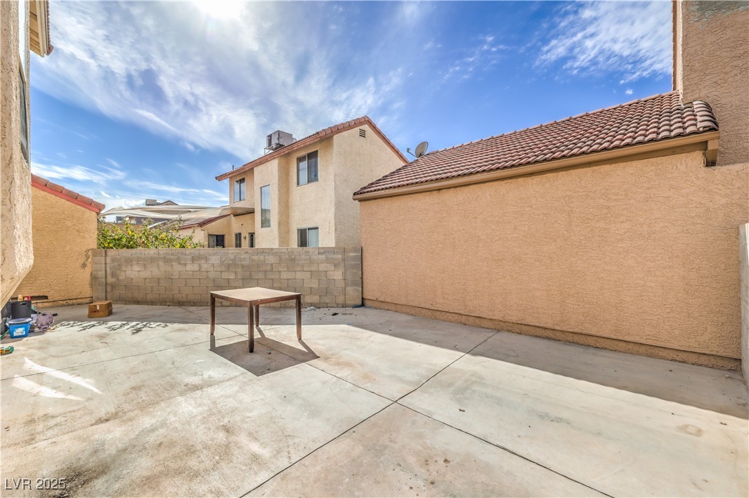 2727 Scotch Heather Street