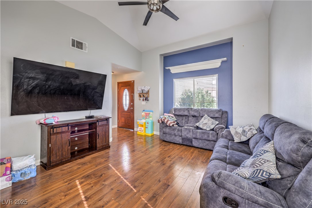 2727 Scotch Heather Street