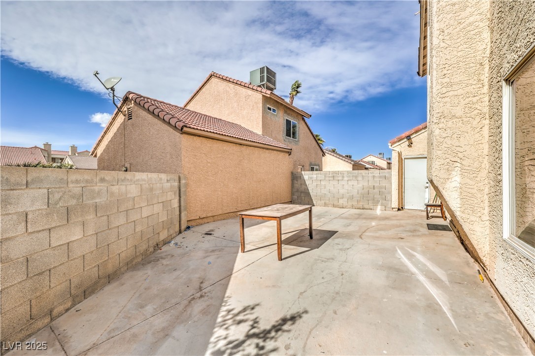 2727 Scotch Heather Street