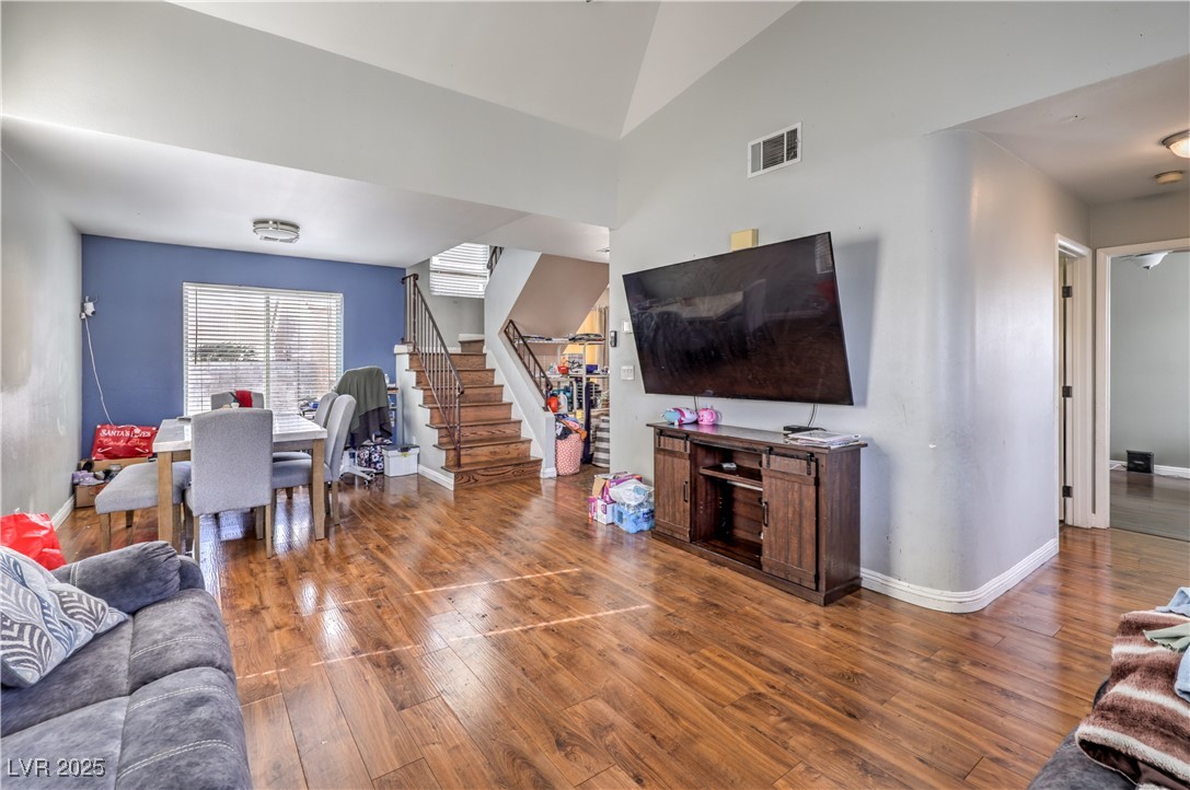 2727 Scotch Heather Street