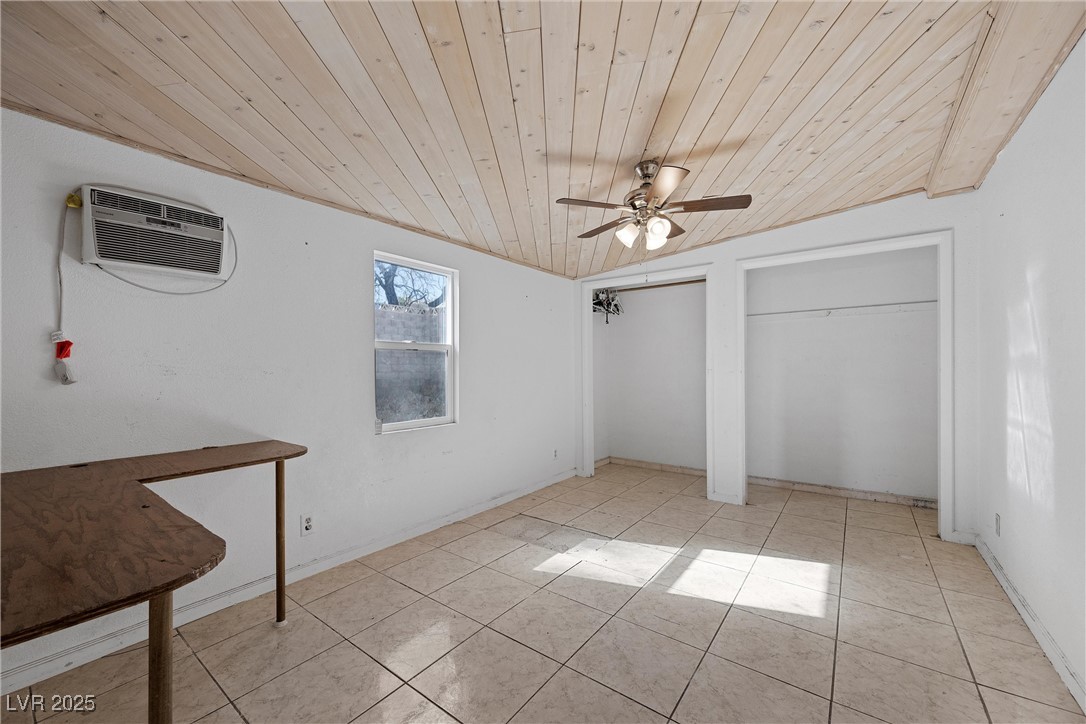 1841 Golden Shadow Drive