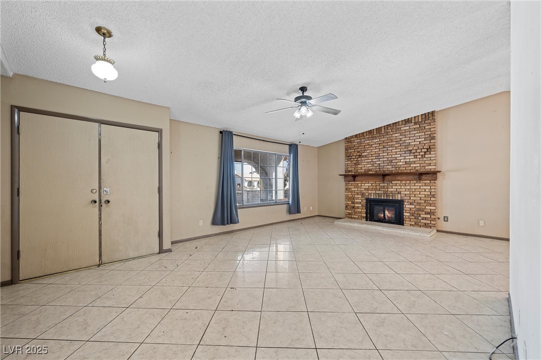 1841 Golden Shadow Drive