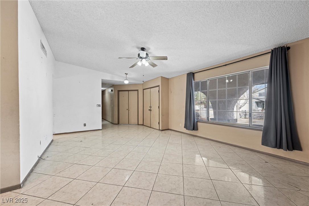 1841 Golden Shadow Drive
