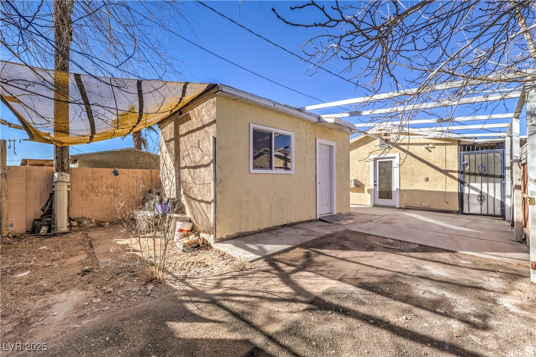 2532 Salt Lake Street