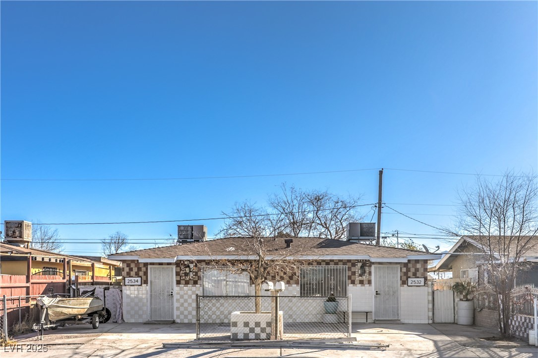 2532 Salt Lake Street