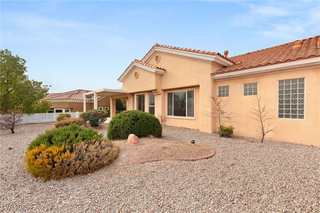 11028 Mission Lakes Avenue