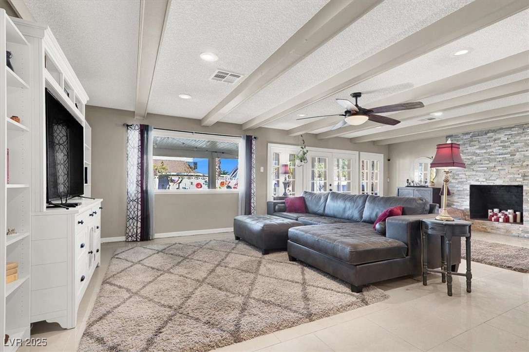 4050 Royalhill Avenue