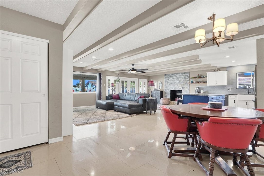 4050 Royalhill Avenue