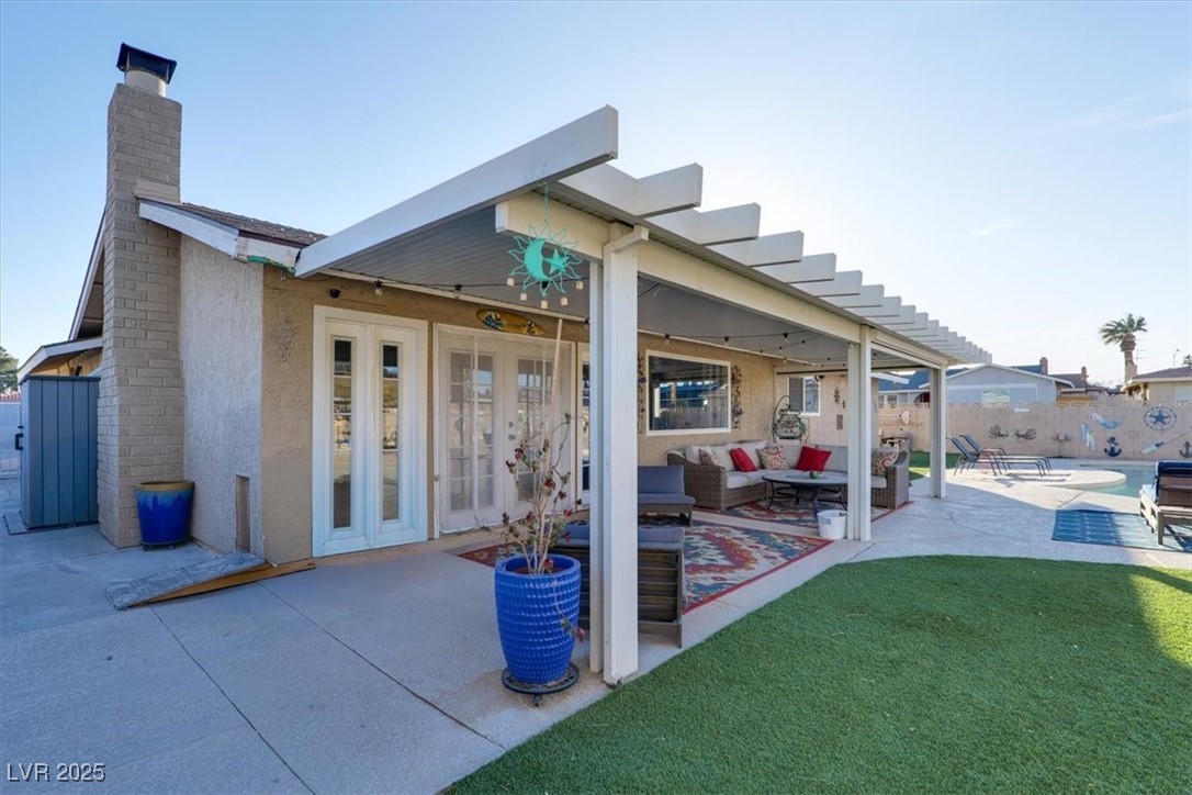 4050 Royalhill Avenue