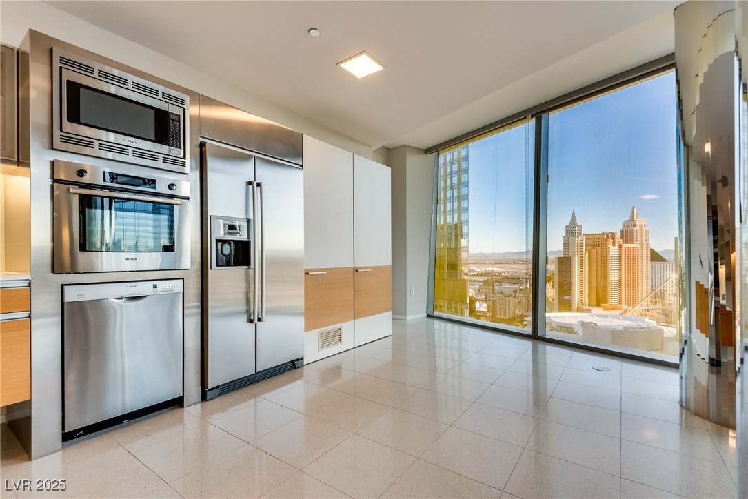 3726 Las Vegas Boulevard 2506
