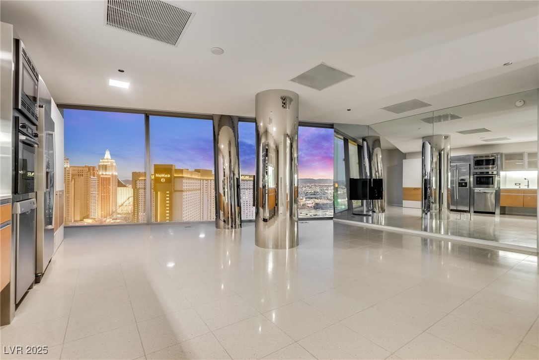 3726 Las Vegas Boulevard 2506