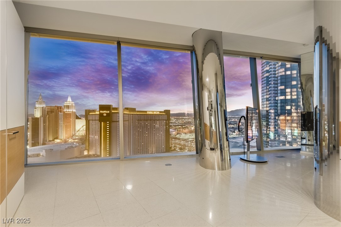 3726 Las Vegas Boulevard 2506