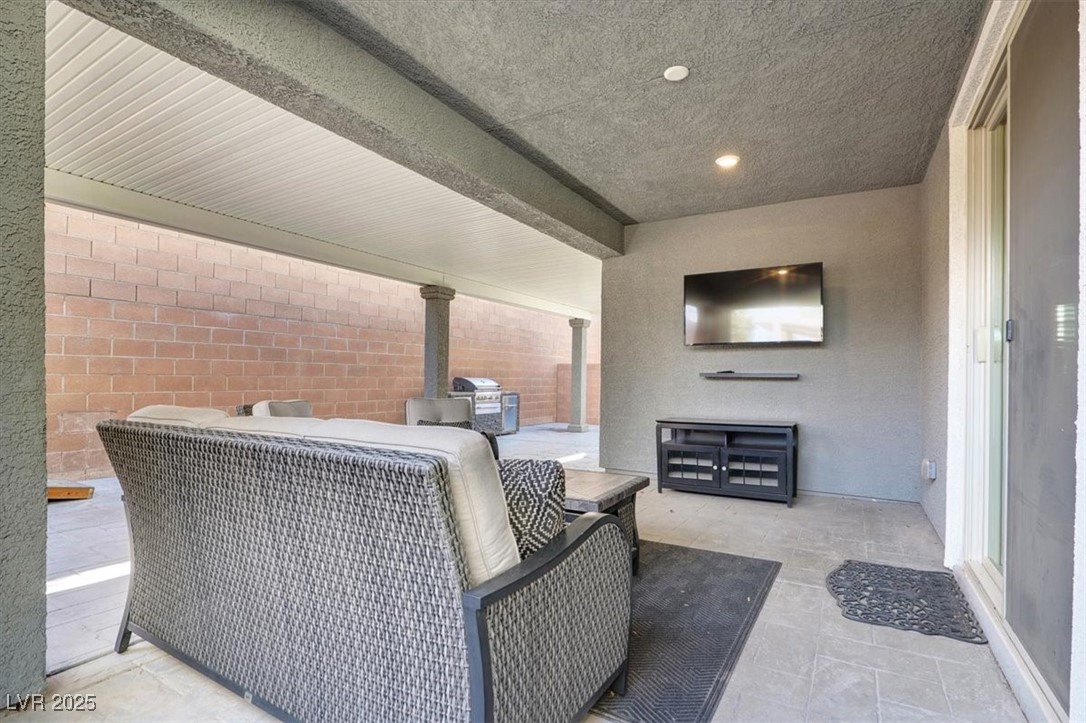 3155 Mossfield Avenue