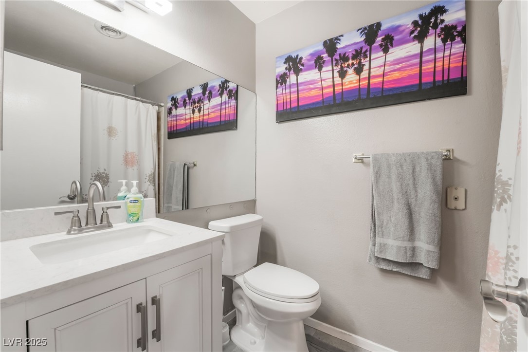 212 North Torrey Pines Drive