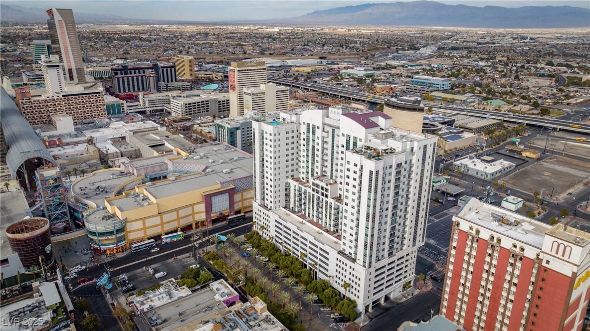 150 Las Vegas Boulevard 1711