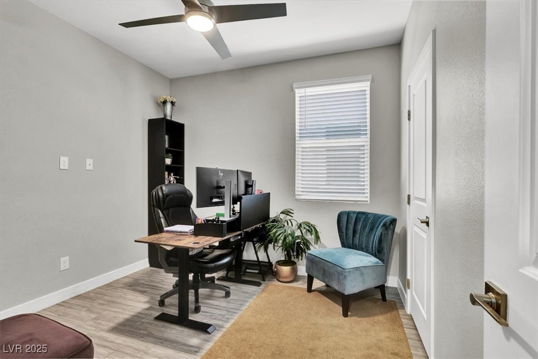 4588 Swimming Minnow Avenue