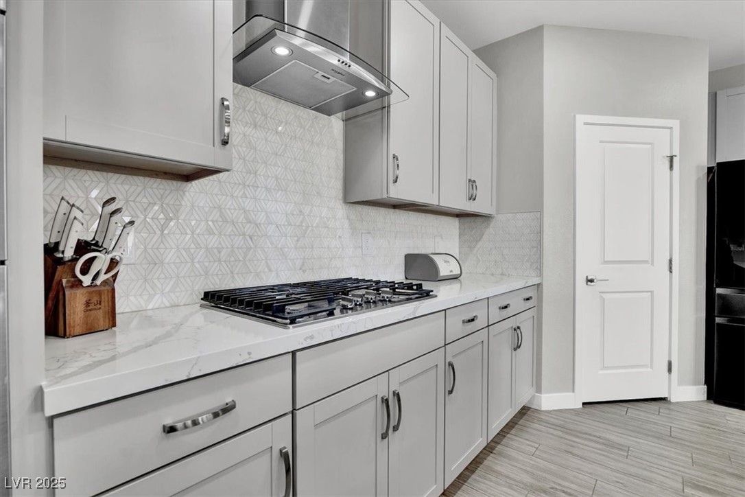 4588 Swimming Minnow Avenue