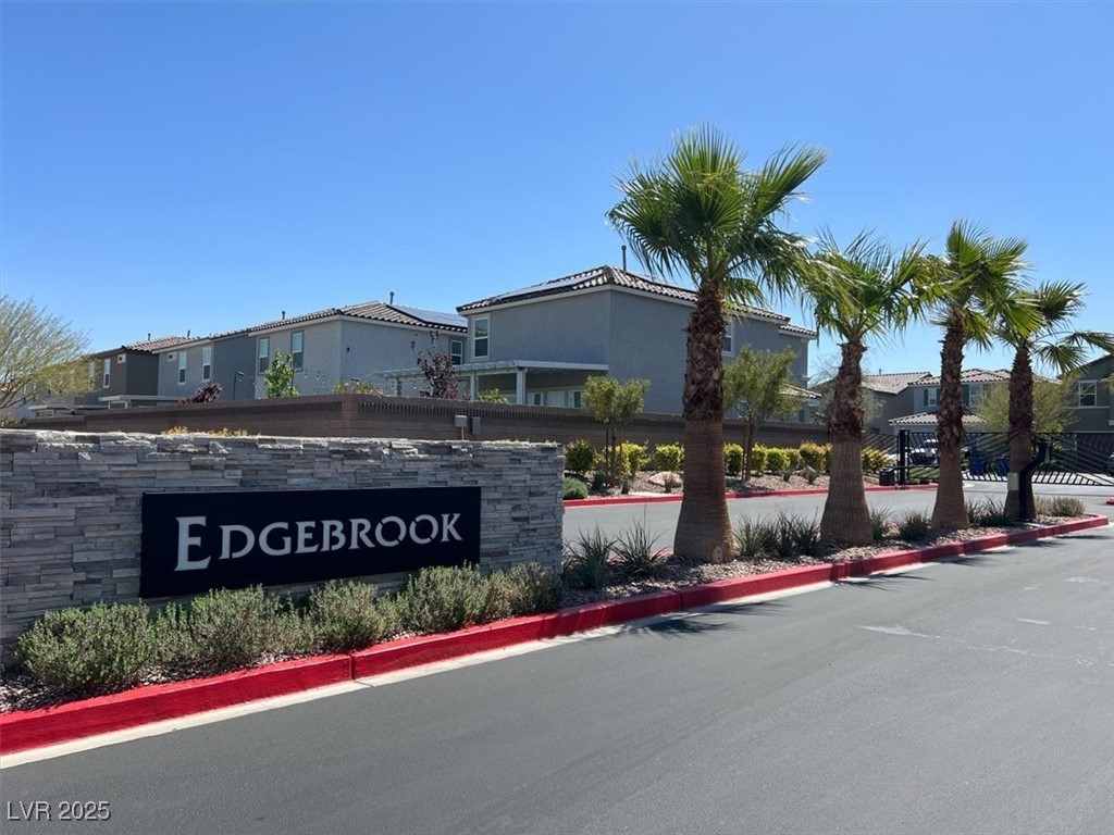 4588 Swimming Minnow Avenue