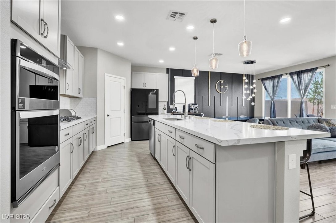 4588 Swimming Minnow Avenue