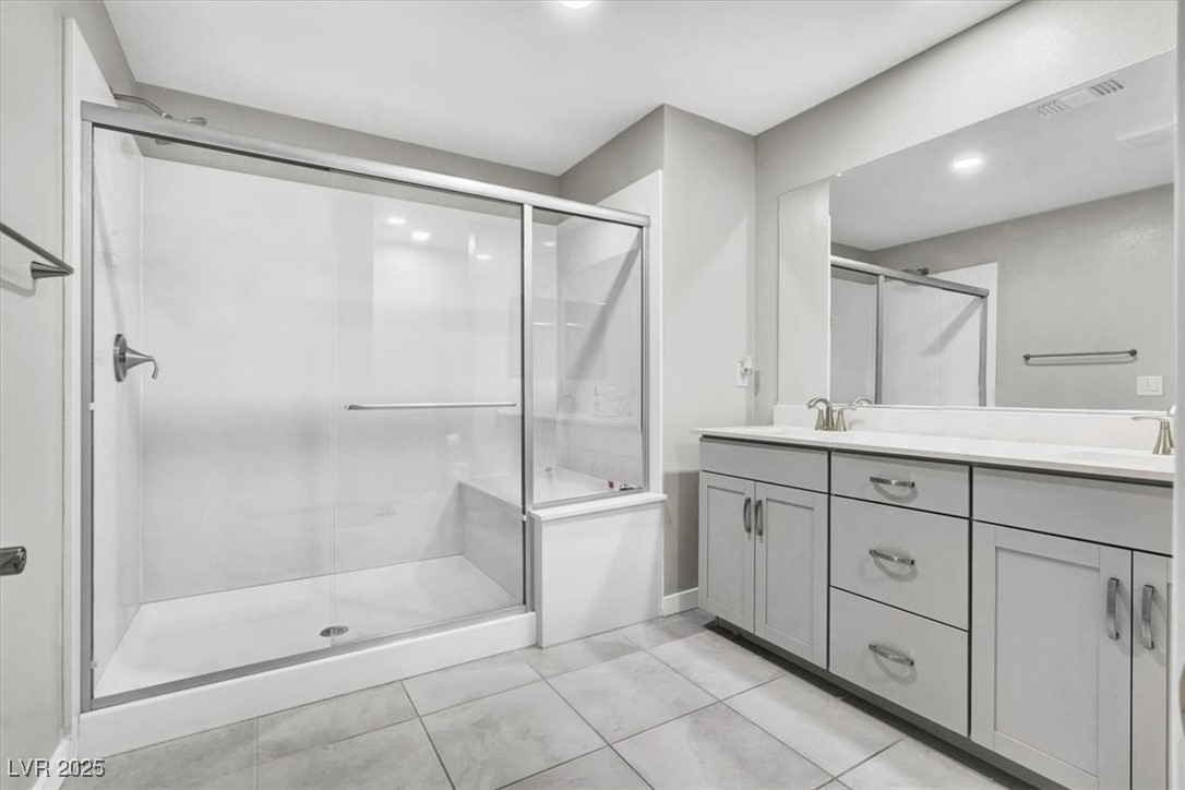 4588 Swimming Minnow Avenue