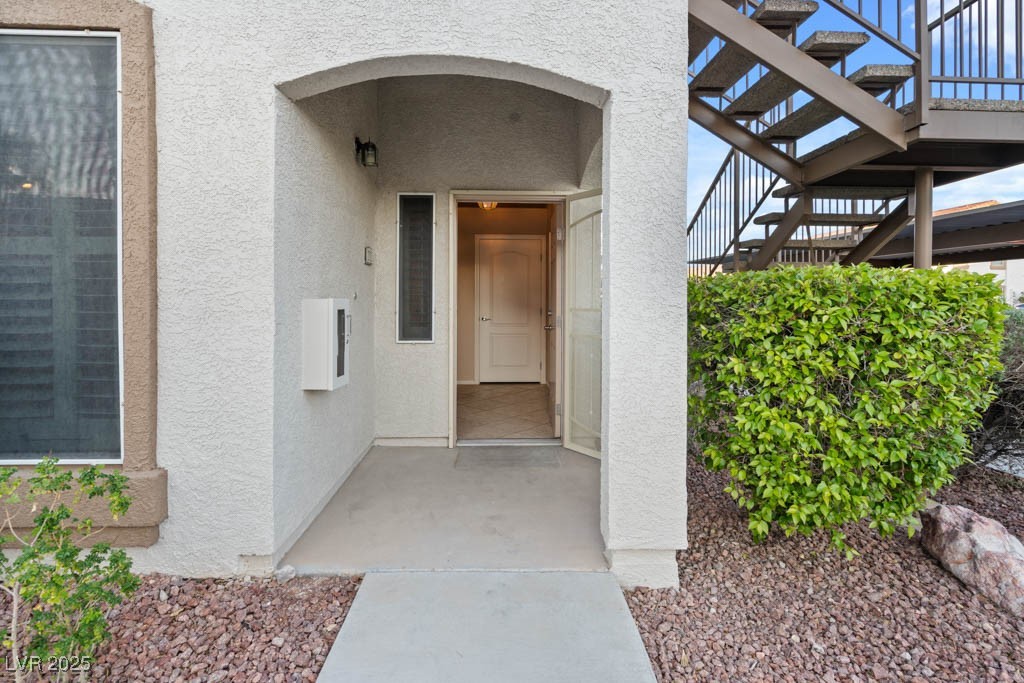 2305 West Horizon Ridge Parkway 2712