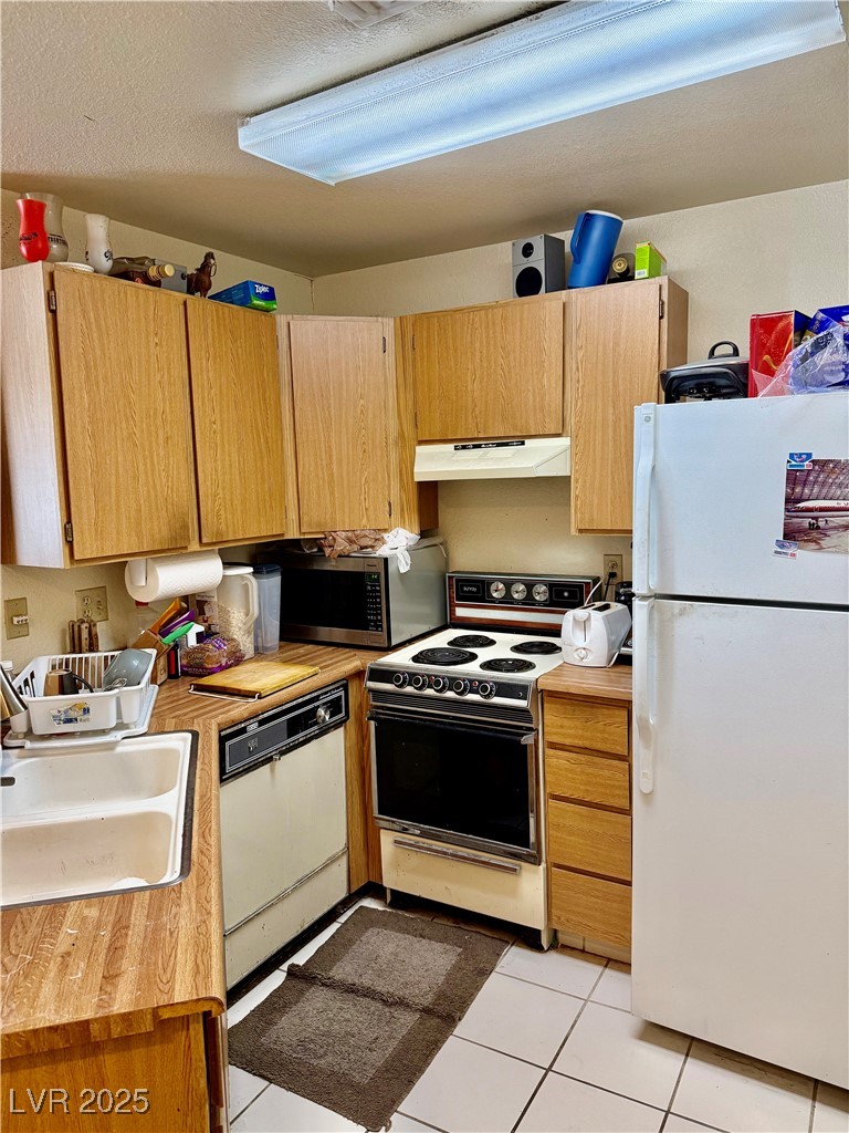 470 Elm Drive 202