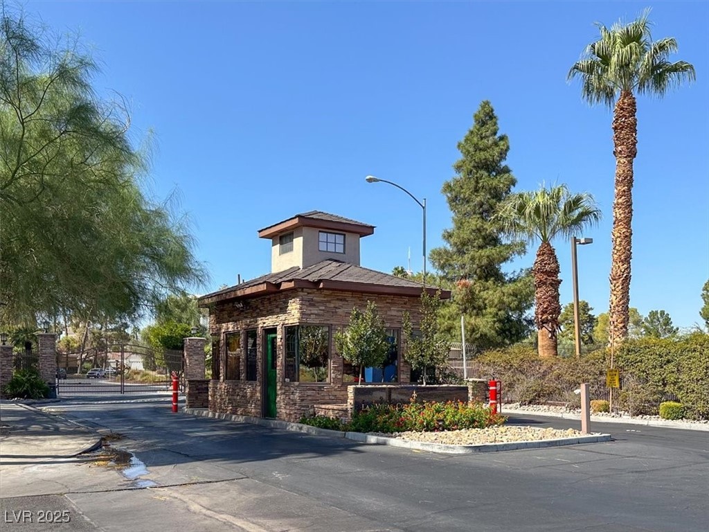 697 Oakmont Avenue 3311