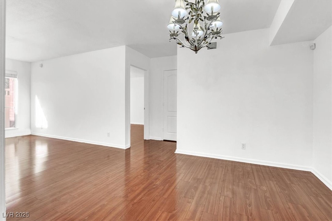 697 Oakmont Avenue 3311