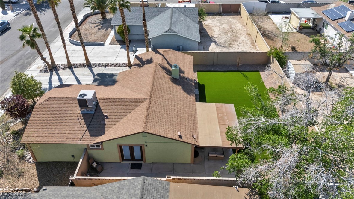 6520 Ouida Way