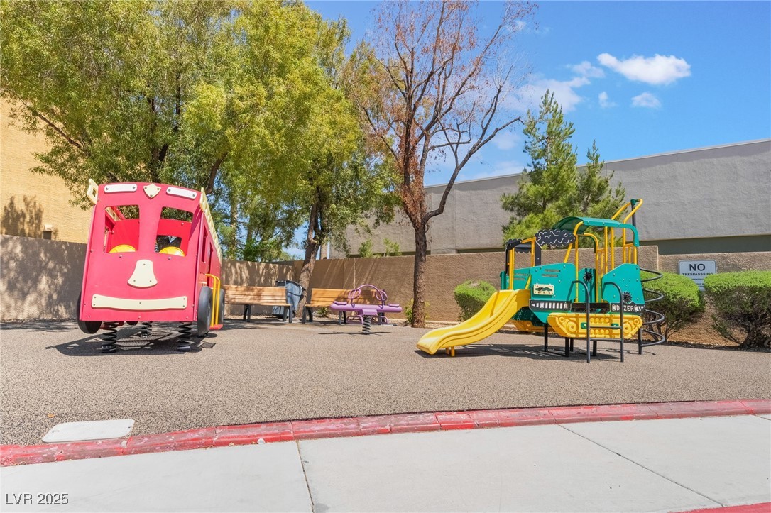 9785 Iron Mine Street