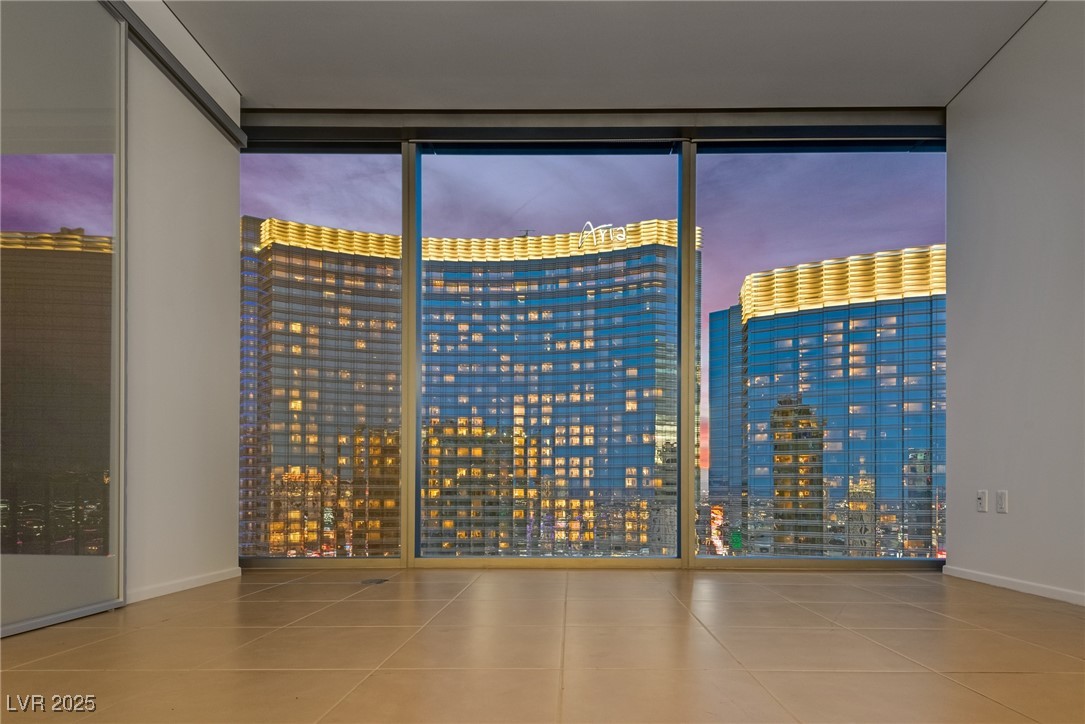 3726 Las Vegas Boulevard 2702