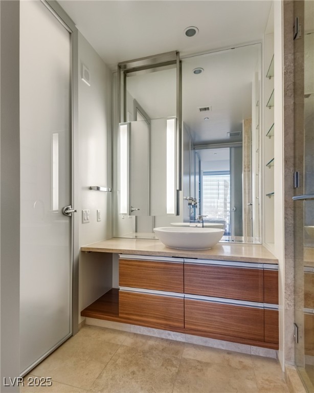 3726 Las Vegas Boulevard 2702