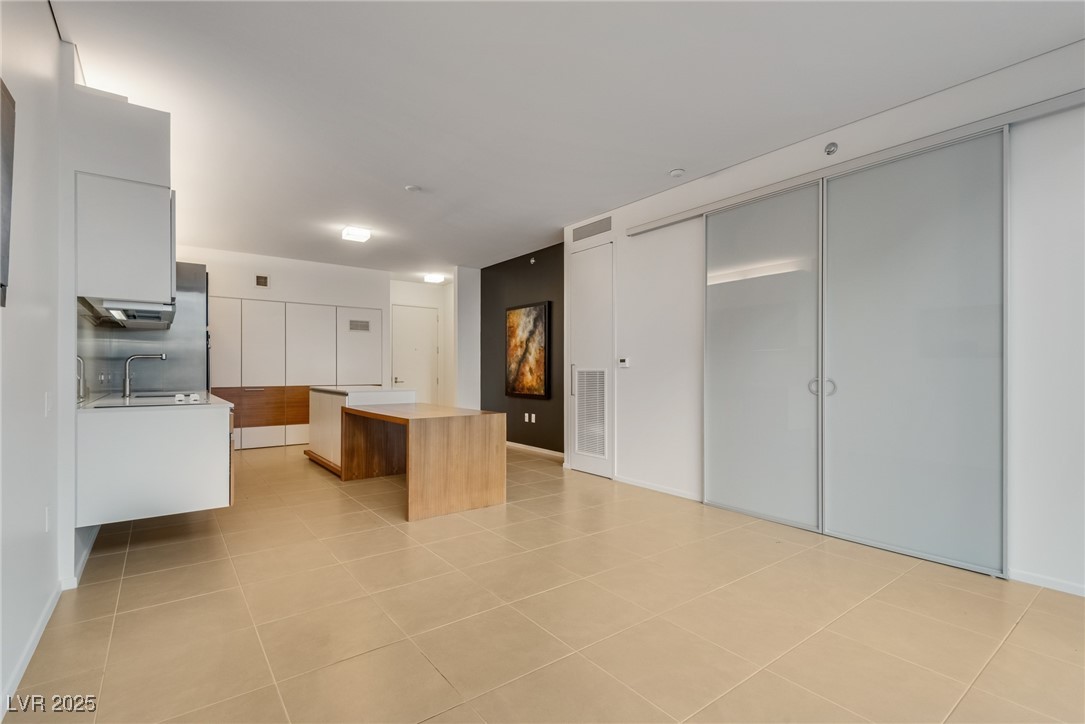 3726 Las Vegas Boulevard 2702