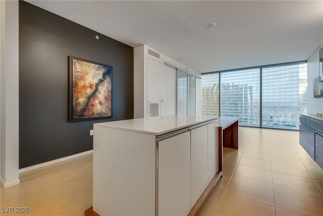 3726 Las Vegas Boulevard 2702